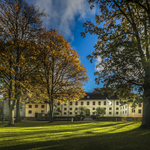 Das Klosterhotel im Herbst