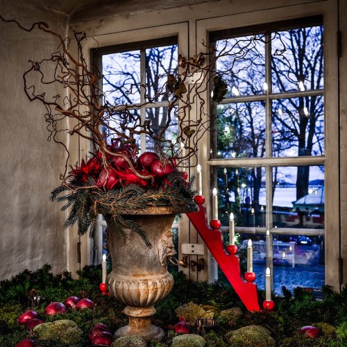 Weihnachtsdekoration im Kloster